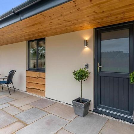 Rose Barn - Luxury Barn Accommodation In The Cotswolds Gretton  Exteriör bild