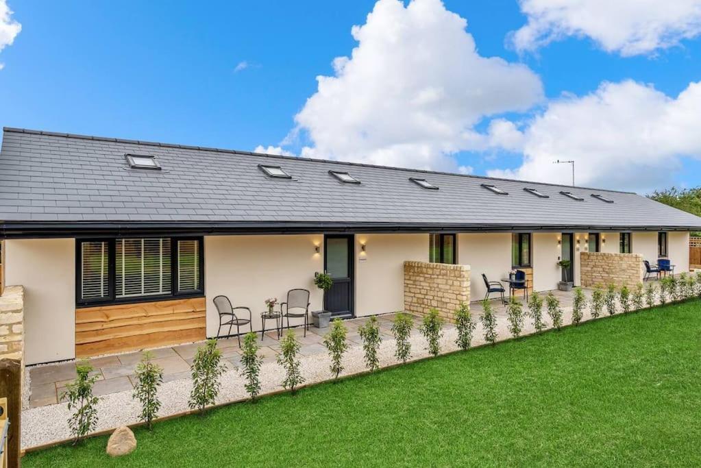 Rose Barn - Luxury Barn Accommodation In The Cotswolds Gretton  Exteriör bild